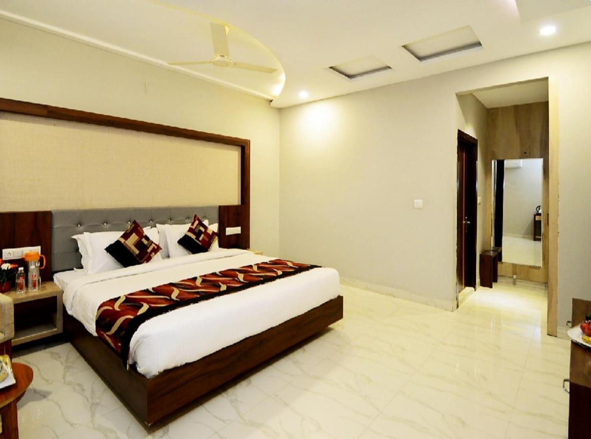 Hotel Hill Vista Udaipur Esterno foto