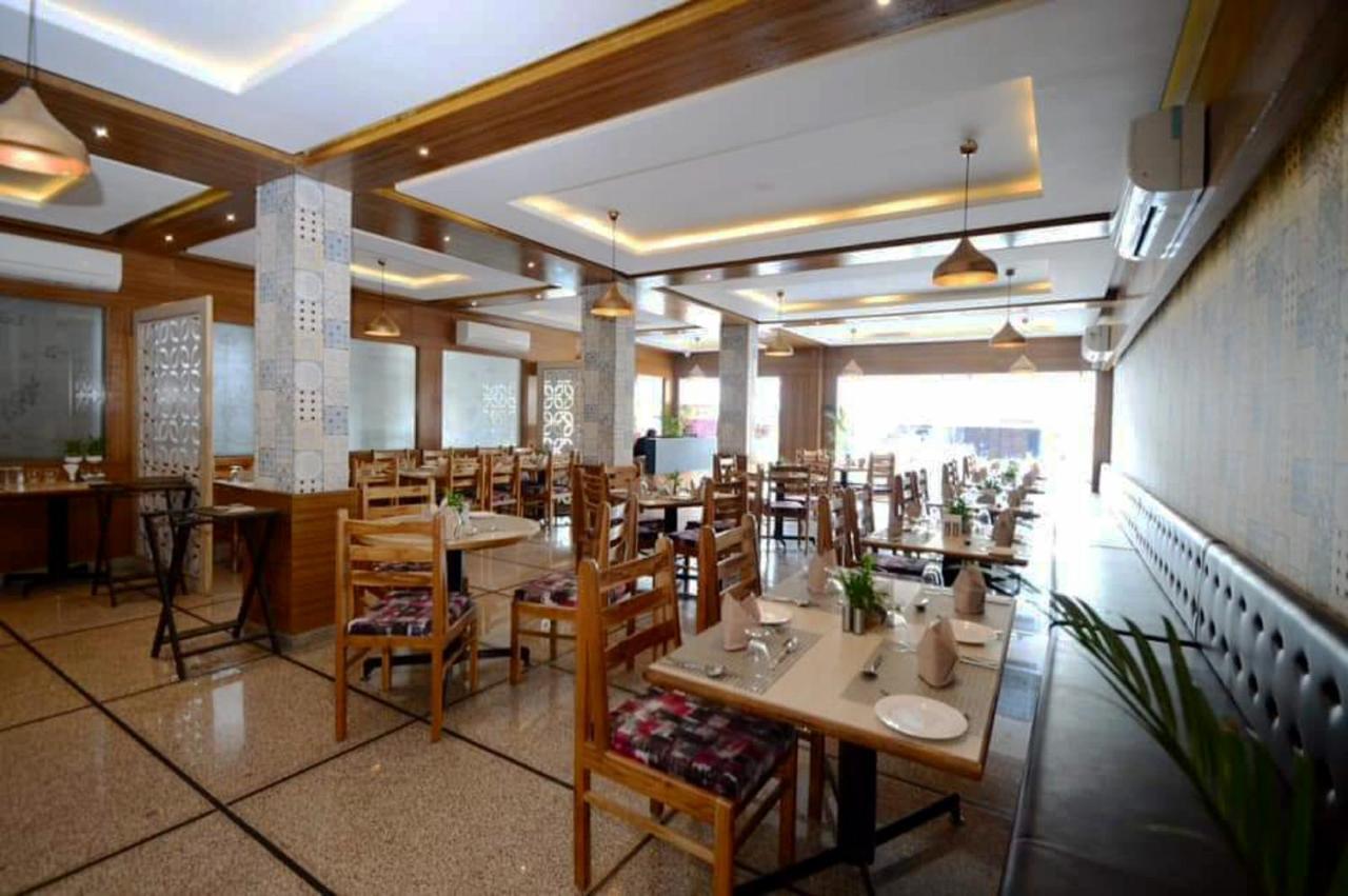 Hotel Hill Vista Udaipur Esterno foto