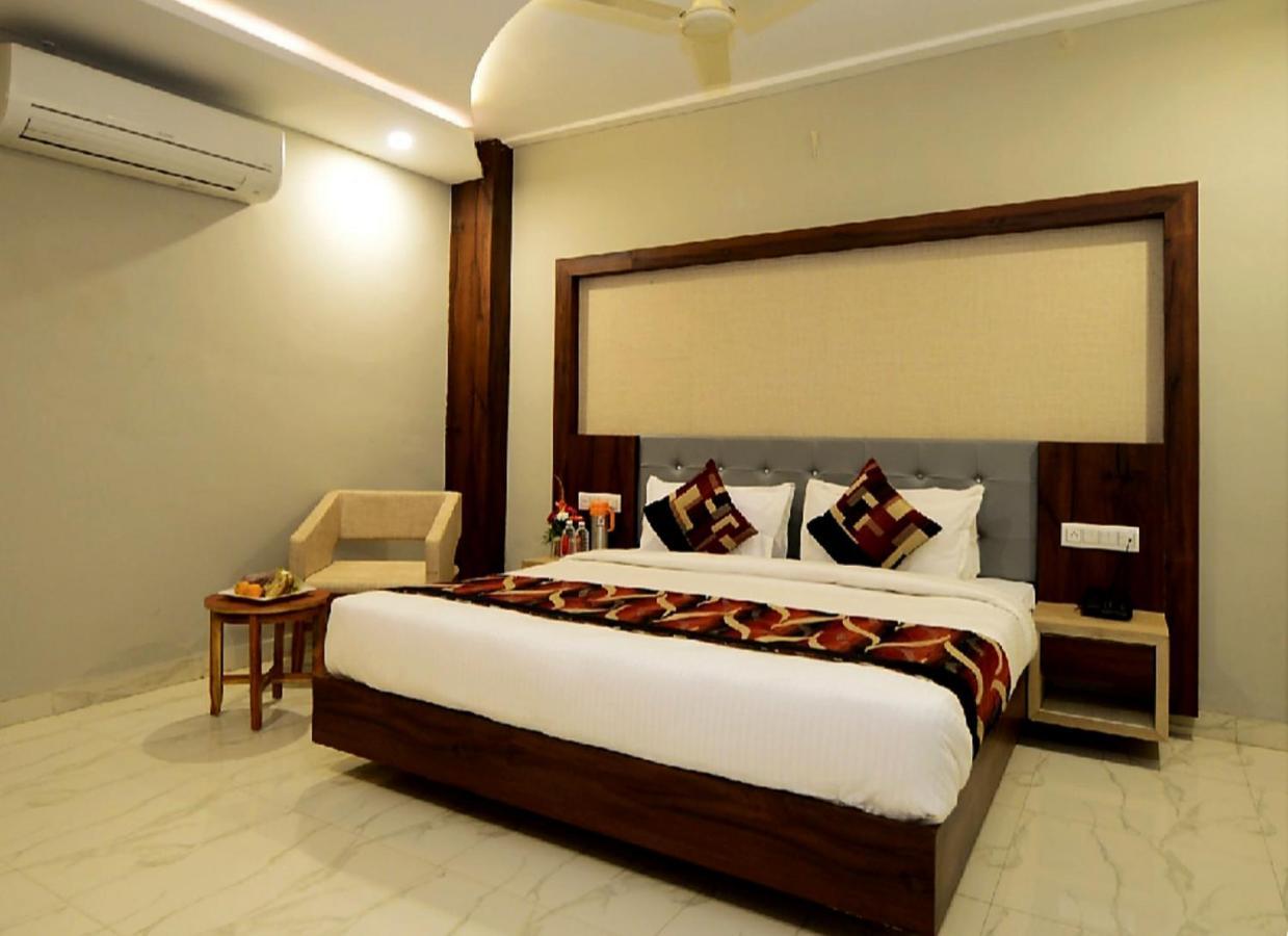 Hotel Hill Vista Udaipur Esterno foto