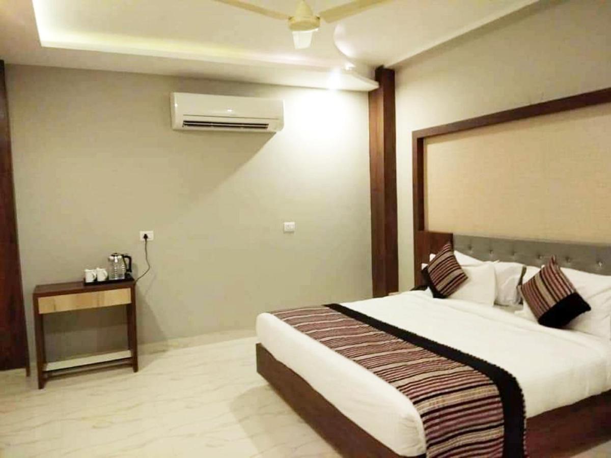 Hotel Hill Vista Udaipur Esterno foto